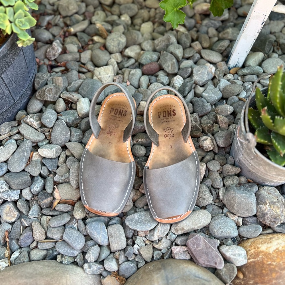 PONS Sandals